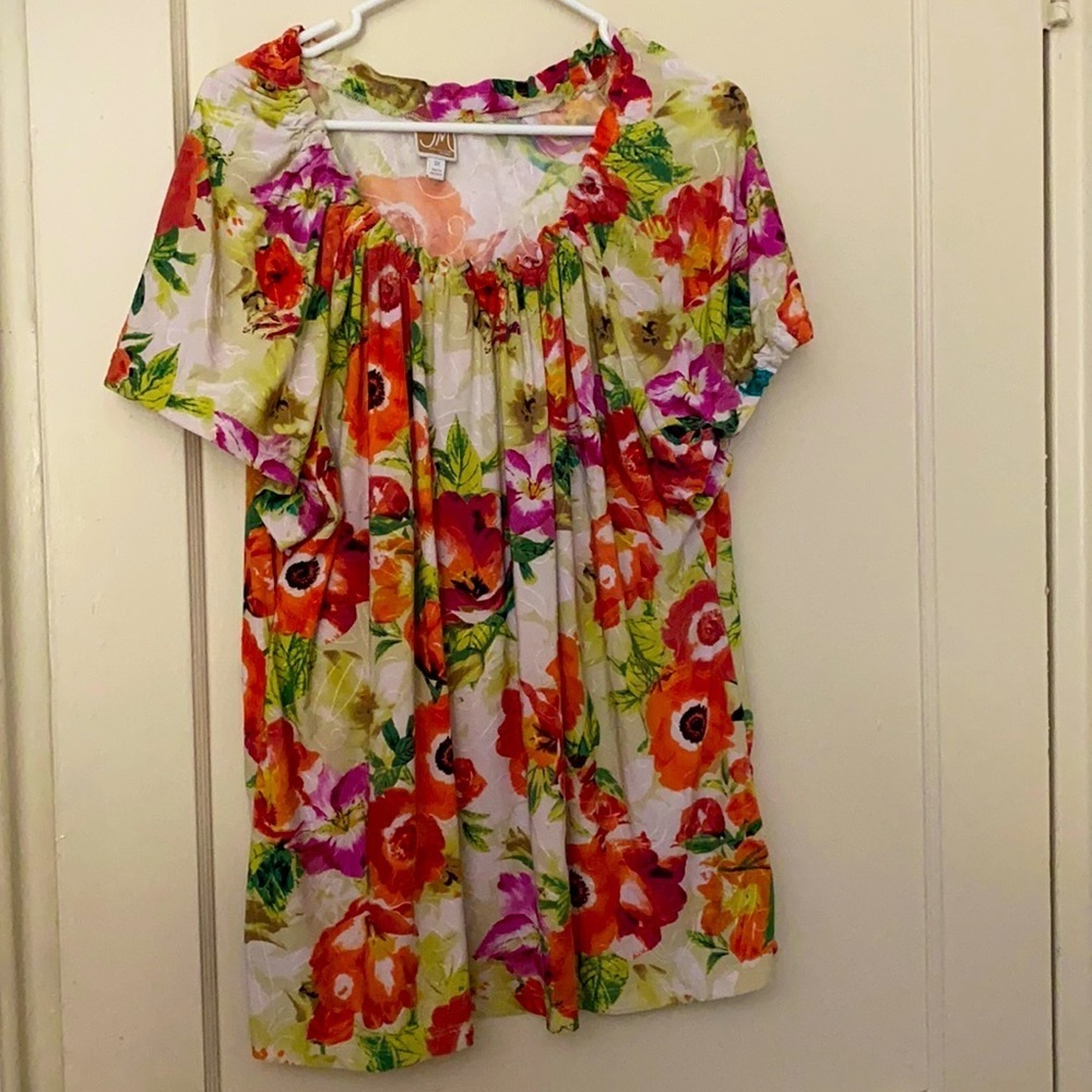 JM collection floral blouse size: 3X